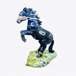 CABALLO TALLADO EN LAPISLÁZULI