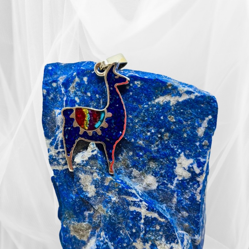 Colgante Llama en Diferentes Piedras