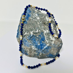 Collar Hilado en Bolitas de Lapislázuli y Perlas de Río