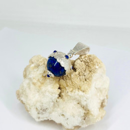 Colgante Bolita con Aplicación Casquilla Martillada