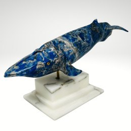 Ballena Azul esculpida en Lapislázuli